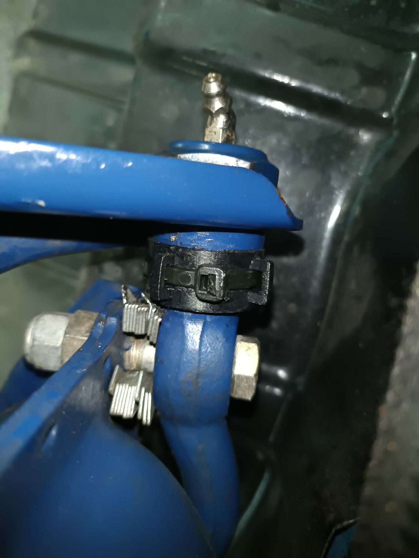 Holden Split "Rubber" Boots to suit early ball joint front end