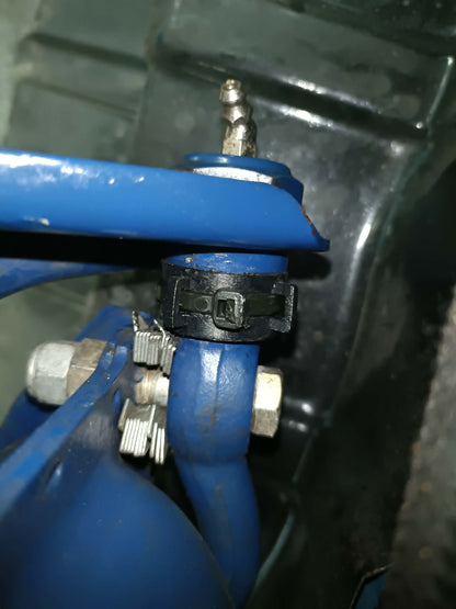 Holden Split "Rubber" Boots to suit early ball joint front end