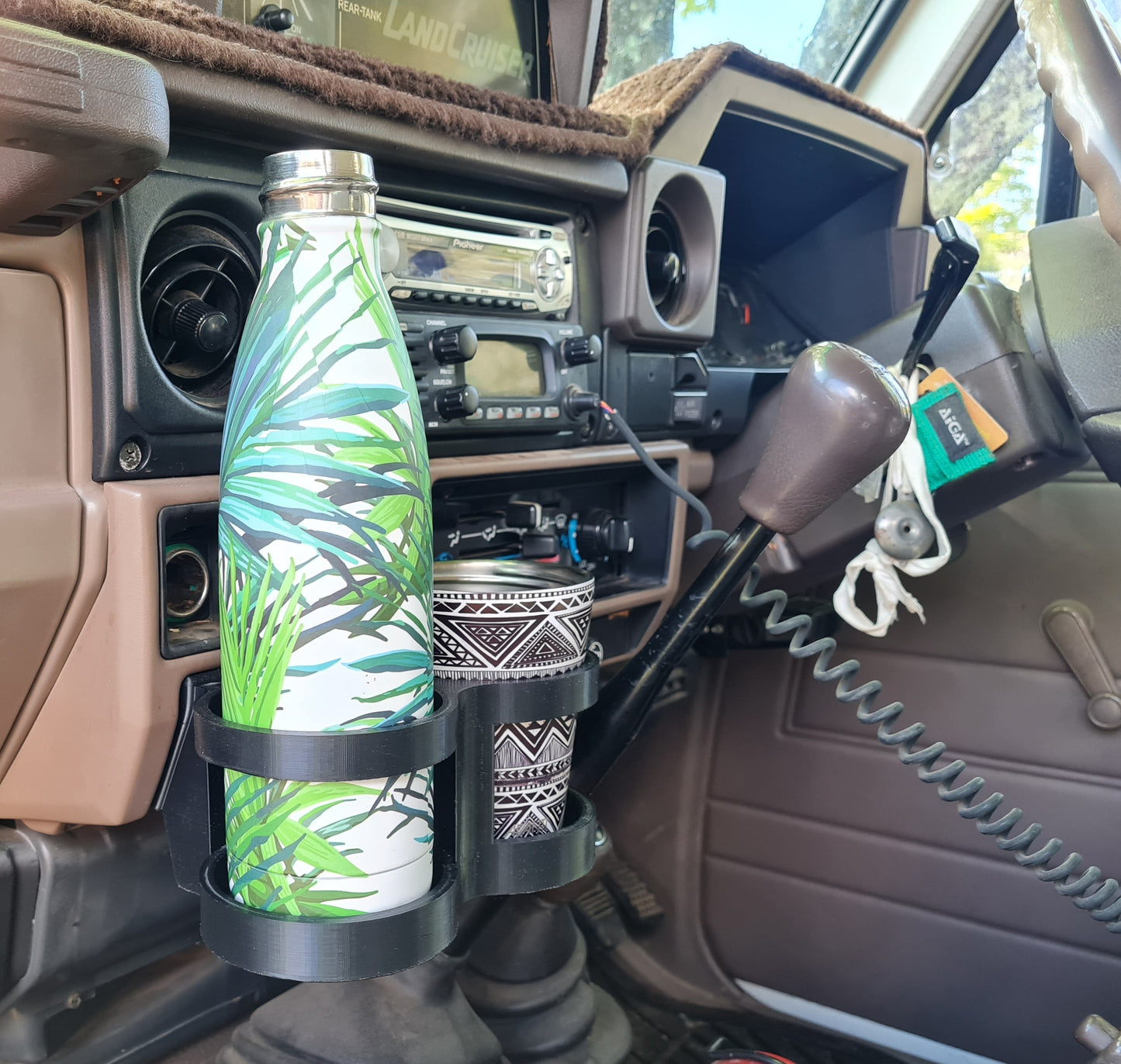 75 to 79 Series Landcruiser Dual Cup\Mic Holder with Tray